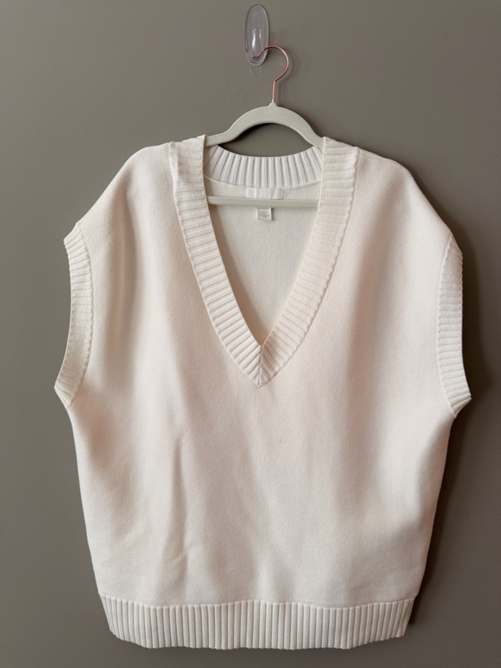 H&M Cream V-Neck Knit Sweater Vest